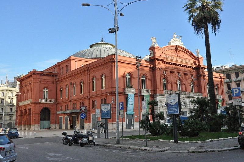 Bari, Fondazione Lirico Sinfonica Petruzzelli